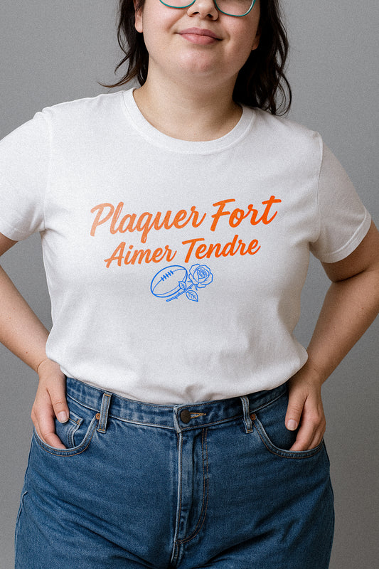T-shirt Rugby Femme – Plaquer Fort, Aimer Tendre